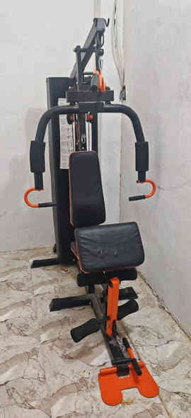 السلام عليكم
جهاز ملتي جيم تمارين عديدة . مستخدم
 سعر الشراء 700الف سعر البيع 350الف قفل
عنوان الجهاز موصل ***********
