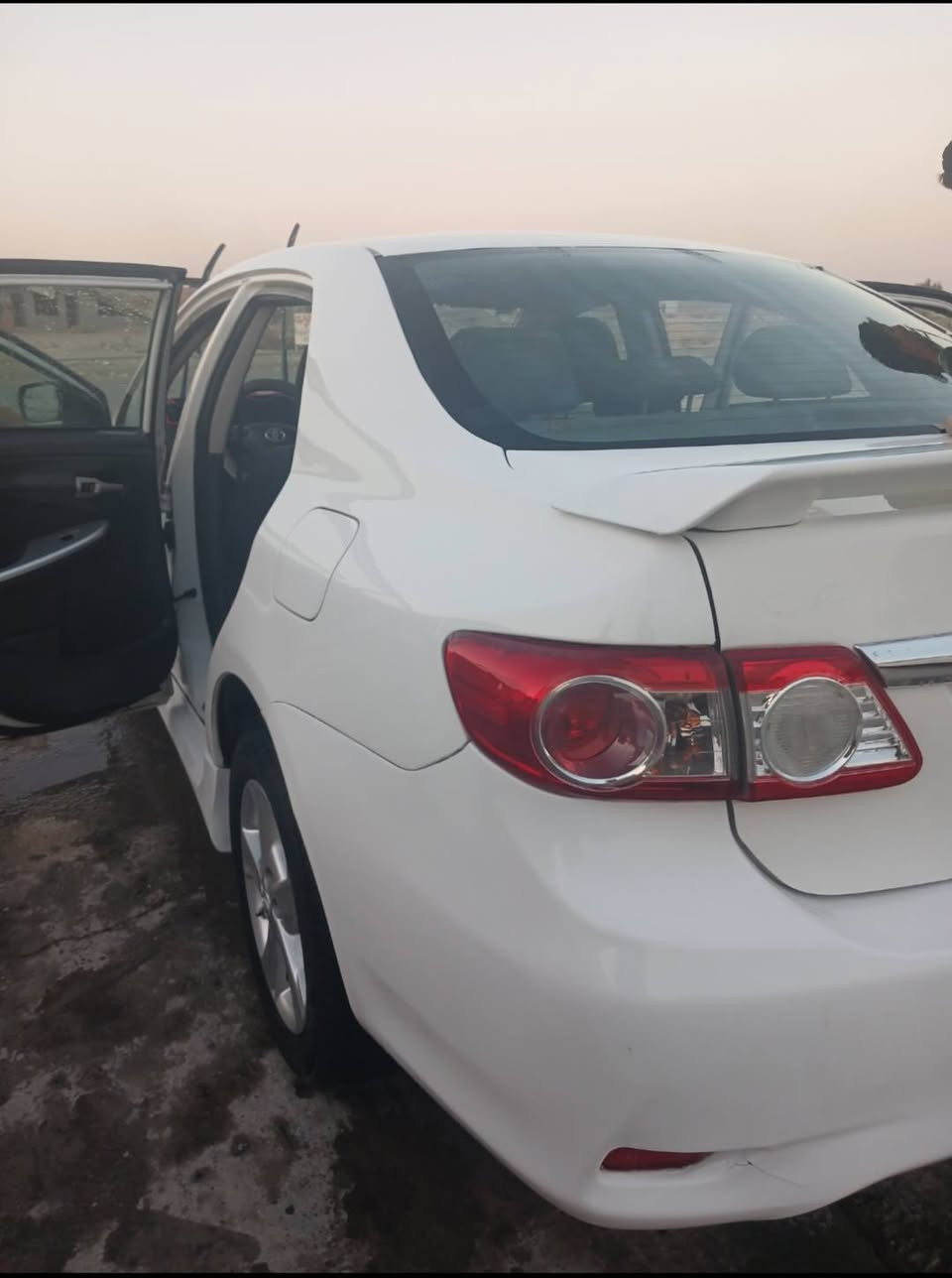 كورلا موديل 2013 مواصفات S رقم بغداد الدولي بسمي تحويل ثاني يوم السيارة صدرها جديد تخم تايرات جديد كير او محرك بشرط مصبوغه عام سعرها 96 هاتف ***********
