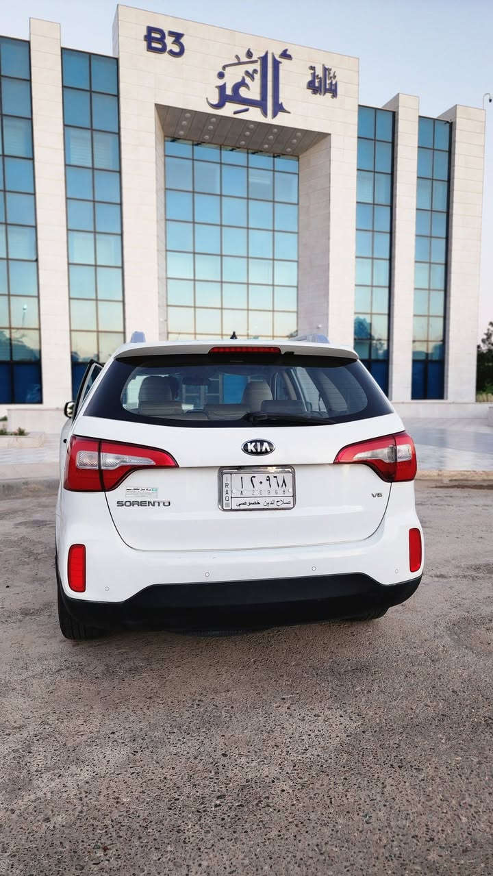 سورنتو 2014 خليجي
125000Km 
V6 3500cc
بدون ضرر
بدون صبغ
المواصفات :
بصمة تشغيل
بصمة ابواب
شاشة صغيرة لمس 
كامرة خلفية
تحكم ستيرن
حساسات امامية خلفية
اشاير مري
تحكم كشنات كهربائي
السعر 
185$
محرك مفتوح نازل فقط 3 رنكات سنة 2019
رقم صلاح الدين
تحويل ثاني يوم
للتواصل : ***********
