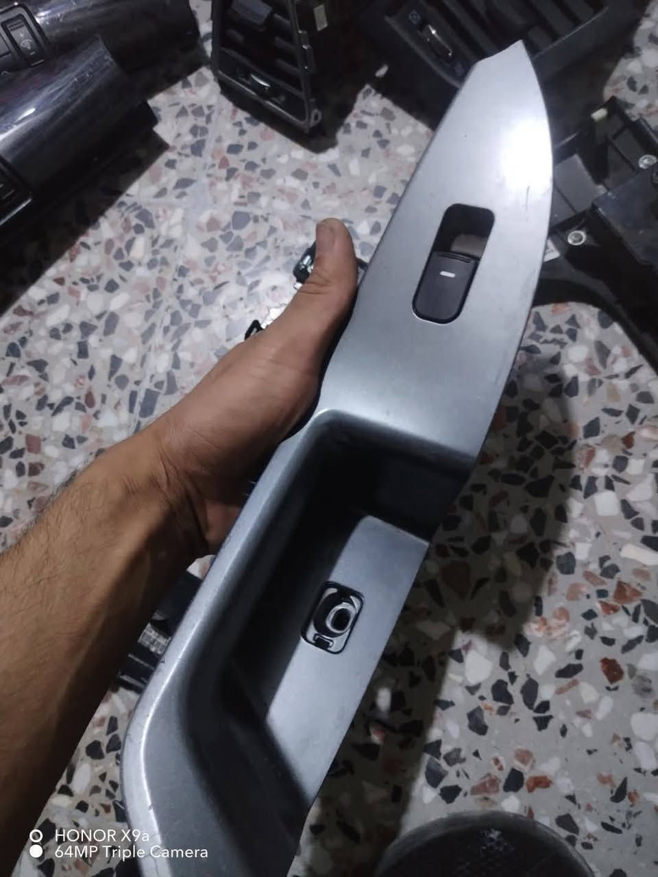 سلام عليكم وصلتنه صيطرات جام ودكم مفردات كوري ومتوفر تصليح دكم وتبديل ***********
