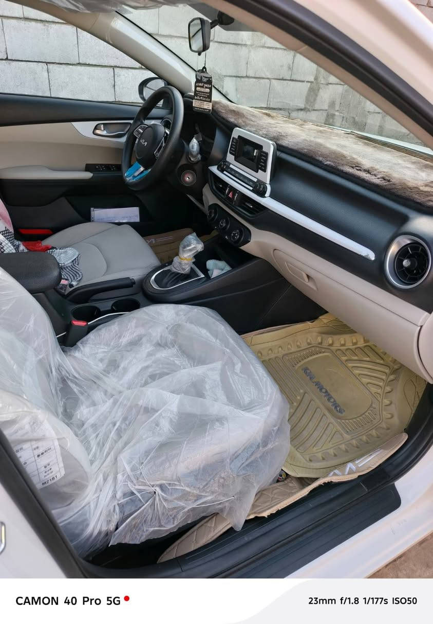 السلام عليكم ورحمة الله وبركاته رمضان كريم سيراتو ٠24 محرك 2000 رقم بغداد ماشية 60 كفالة عامه شرط     مكلف بالنشر *********** اتصل دلل مكاني سماوه
