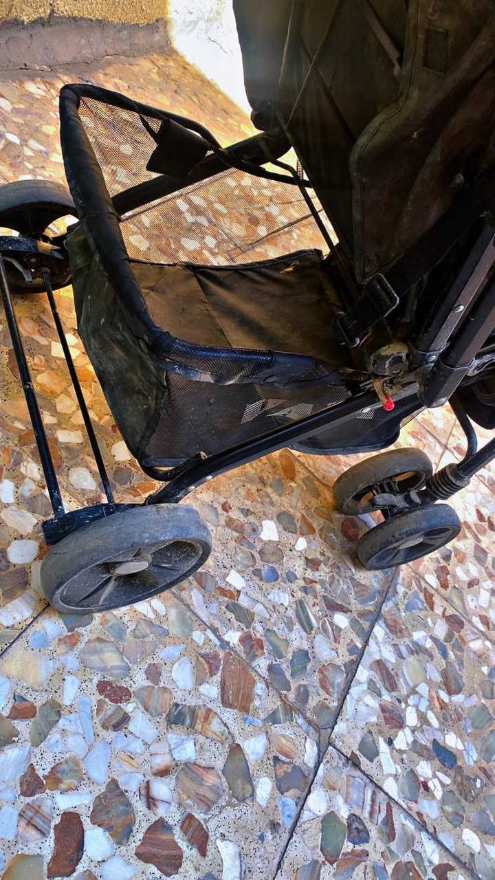 للبيع عربانه حجم كبير جديدة لكن متروكة جانت يرادلها تنظيف بسيط سعرها 80 و كرسي السيارة مستعمل بسعر 20 العنوان بغداد - الغزالية


**إذا كنت صاحب هذا الإعلان وتريد حذفه لأي سبب، رجاءا أرسل رسالة إلى الدعم الفني**