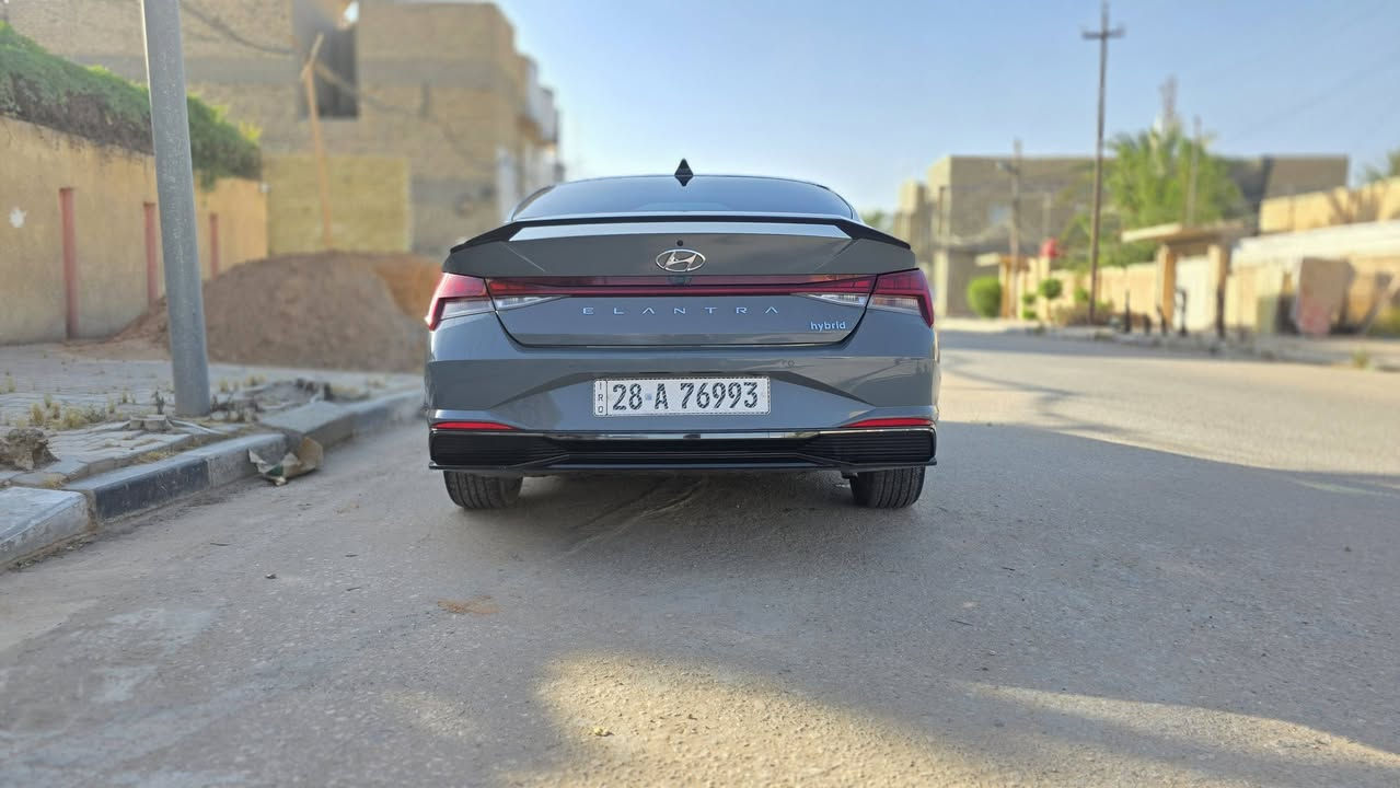 النترا هايبرد موديل 23 لمتد واحد على واحد سياره بأسمي اني مستوردها سياره ممتعوبه جديده  حادثها بس بيبان جهه سايق مبدلات بجم وجنطه كبس لاتصال على رقم *********** محمد الشريفي
