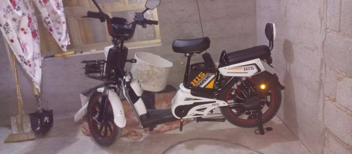 سلام عليكم موطور شحن للبيع بسعر 300او بي مجال بطاريات شغالات عل فحص بي 5بطاريات مكاني الفلوجه حل جولان قرب جامع ابو ايوب النصاري وهلن وسهلن بيكم ***********واتساب
