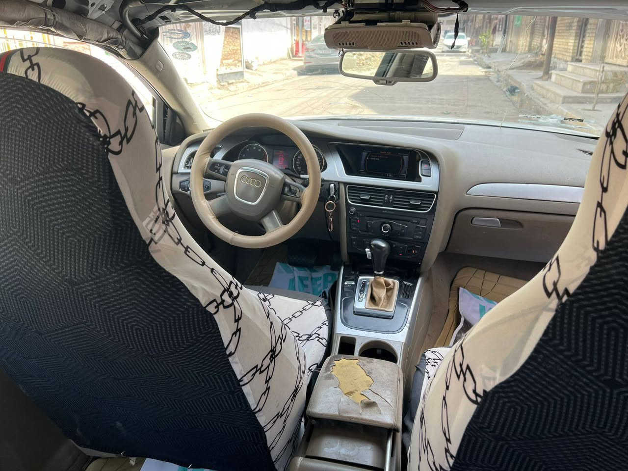 اودي 2010 فول مواصفات فتحه بصمه كير مكينه تبريد كفاله حداديه جاهزه تحويل مباشر بيهه مكانات صبغ السعر 57رقم الهاتف *********** مكلف بل نشر
