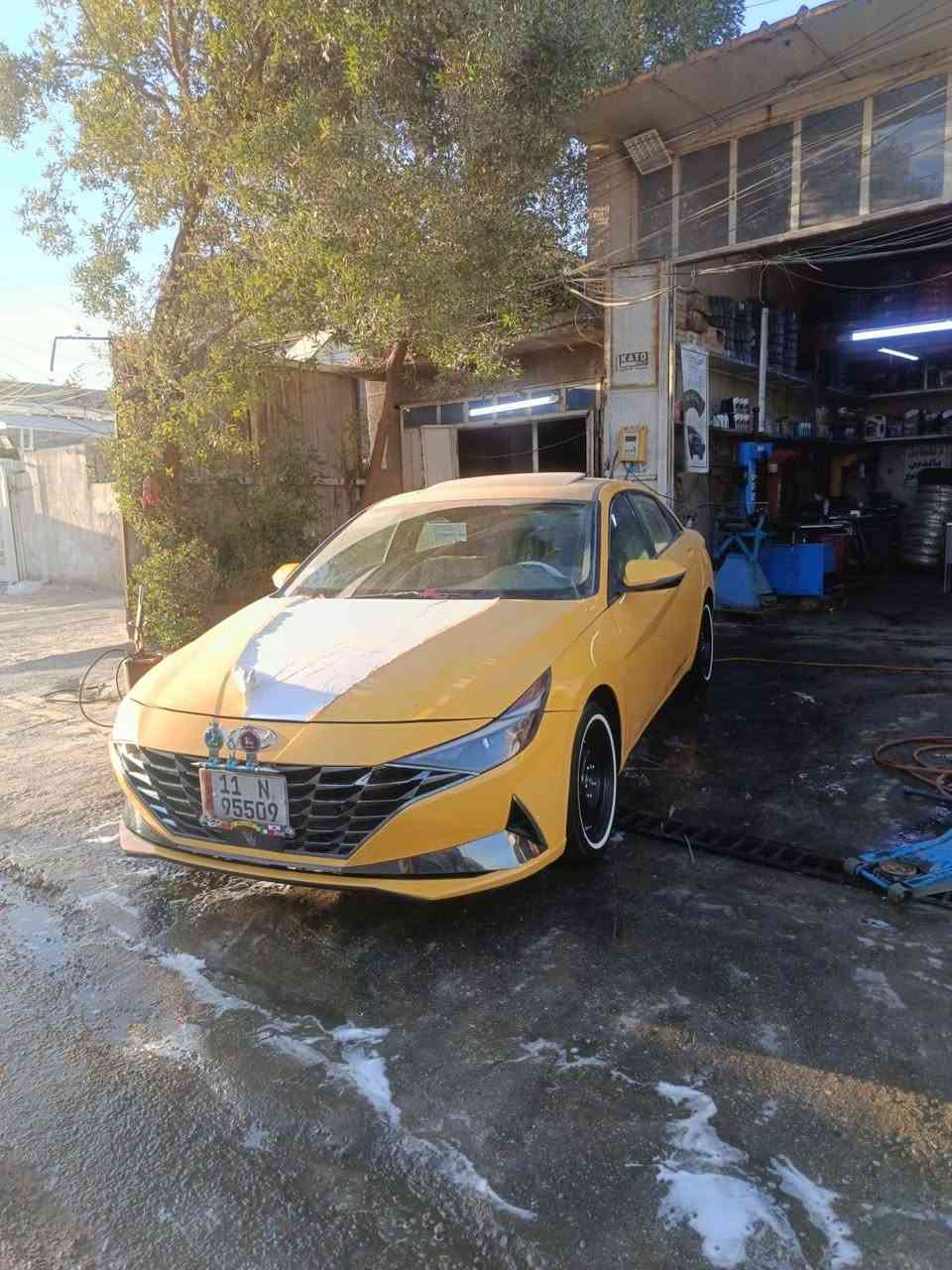 الانتره موديل 2021 فول سياره منضومه غاز باسمنه مصفره هيئه وغرامات السعر 140 وبيه مجال *********** مكاني بغداد الشعب
