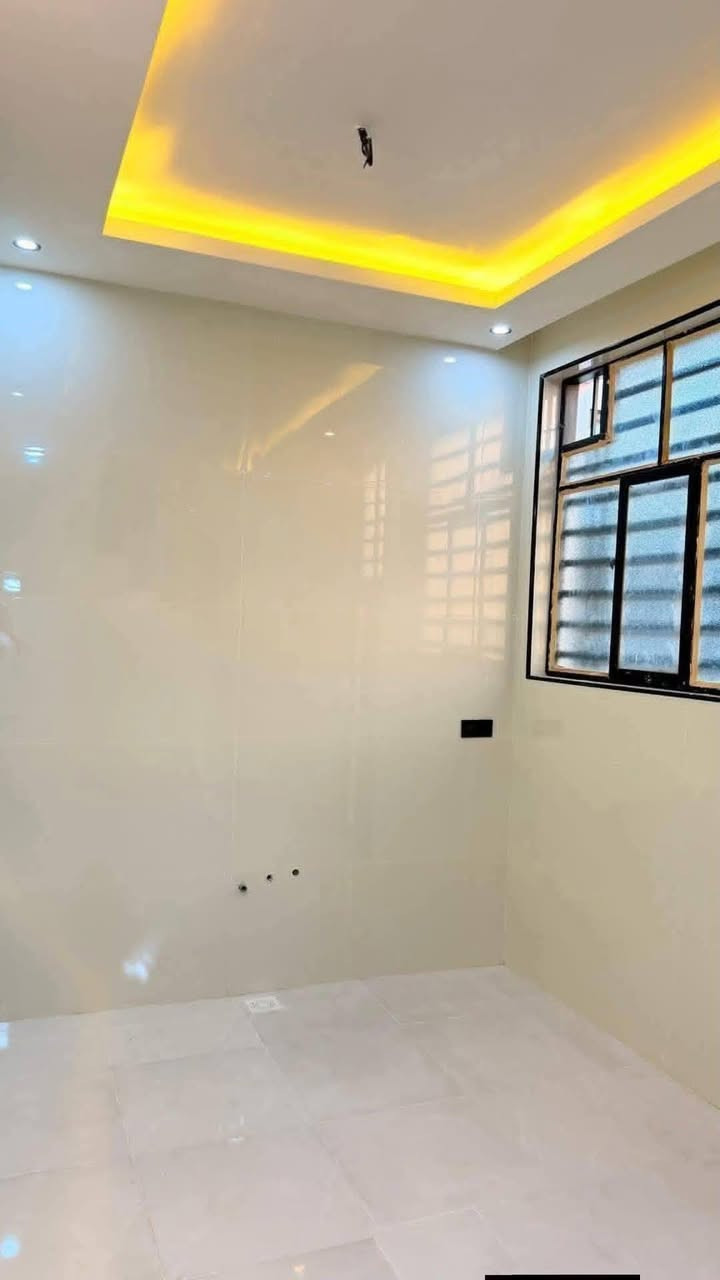 مكتب  الغدير عمود280مقابيل قريت الغدير
✅ مشمول بقرار التطويب 

قيد الانشاء 

موقع /نجف 🏡شارع الحولي مالي  عمود/ 280ستفسار *********** وتساب

البناء 🏡 المساحه 50 متر// سعر ٢٥ وبيه مجال 

غرفه/صاله/مطبخ / صحيات/مكشوفه

بناء مرتب/ اساس + سقف كونكريت + طابوك

ألخدمات 🏡 #بعد_عن_سوق_100معه كافت الخدمات***********قيد الانشاء
