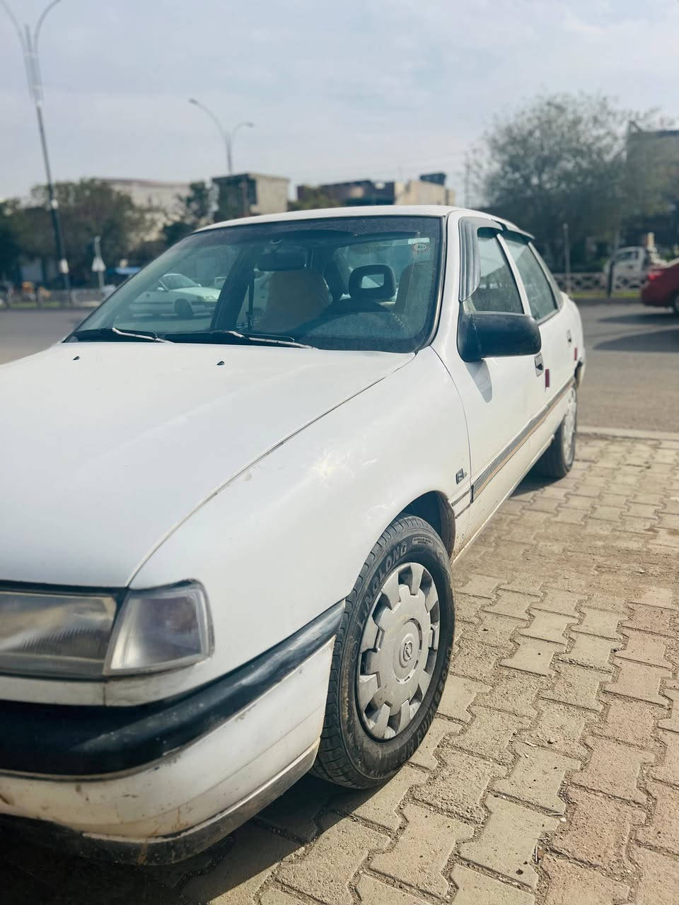 السلام عليكم أوبل للبيع موديل 89سنويه 29دفتر بانزين موجود محرك 18سعر45بسمي شرط التحويل والاوكاله ***********
