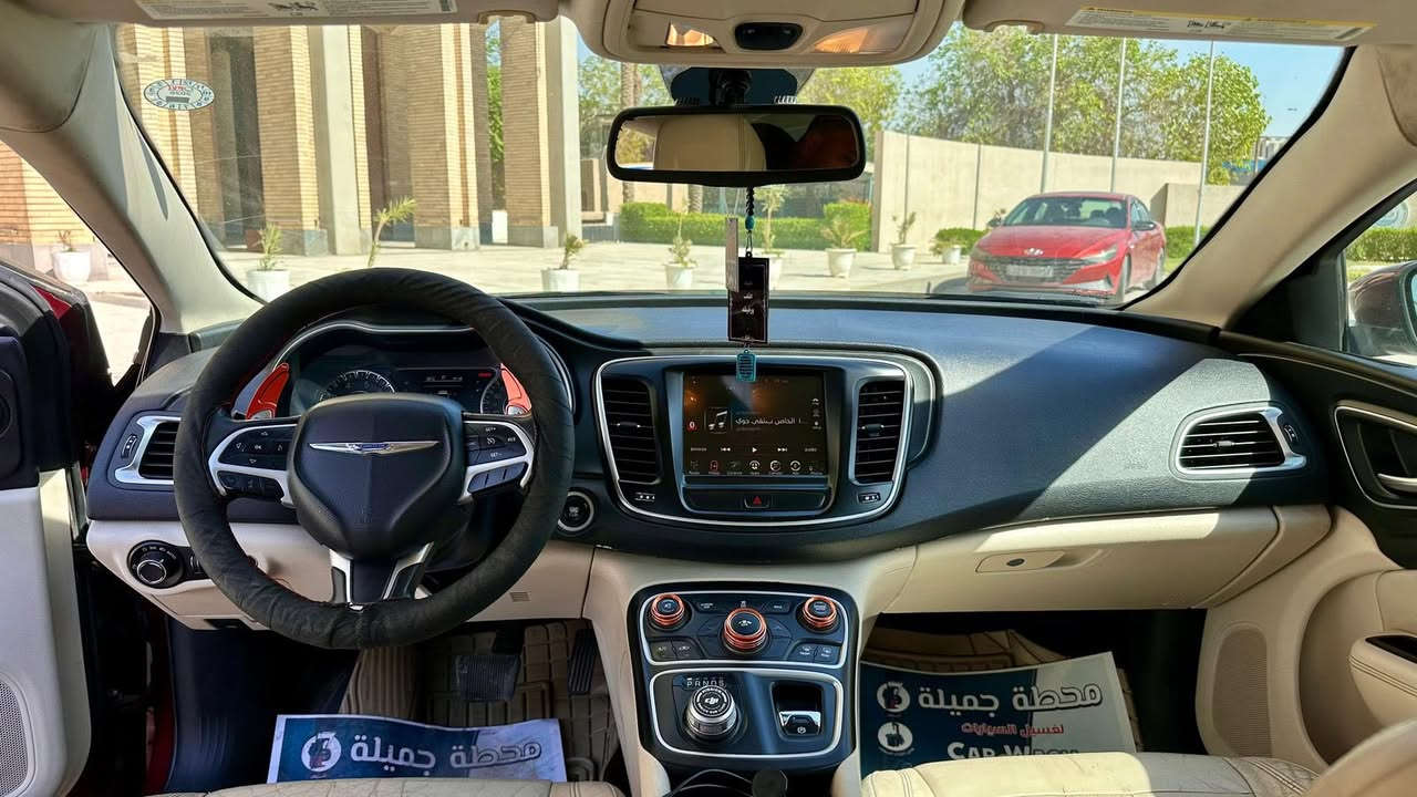 سلام عليكم C200موديل 2015
محرك 3600
بيه صبغ جاملغ وره سايق 
سعر 115
عنوان بغداد بلديات 
‏***********
