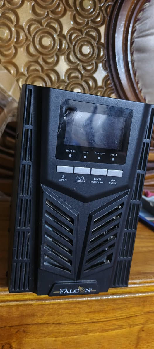 UPS POWER FALCON 1 KV ONLINE
بعده جديد مستخدمه شكم يوم  
مشتري ب 195 الف  وصل الشراء موجود 
ابيعه ب 95 الف 
مكاني نجف


**إذا كنت صاحب هذا الإعلان وتريد حذفه لأي سبب، رجاءا أرسل رسالة إلى الدعم الفني**