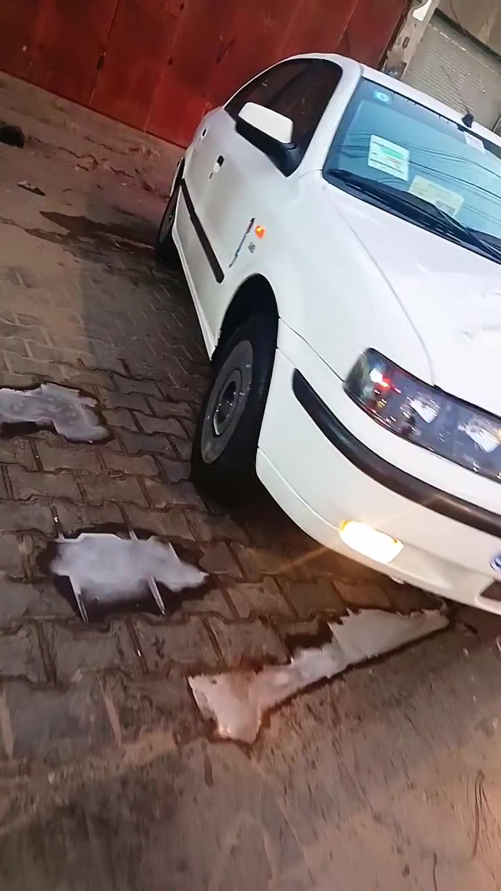 سمند موديل 13 سنويه جديده ورقم جديد مكفوله من الضربه بيه صبغ اثر جراد تبريد ثلج مكينه جديده حداده كله جديد جاهزه كبل للشارع السعر52 وبيه مجال شويه رقم بصره ومكانه بصر ‏‪***********‬‏ اني مكلف بل نشر لحد يراسلني رجان
