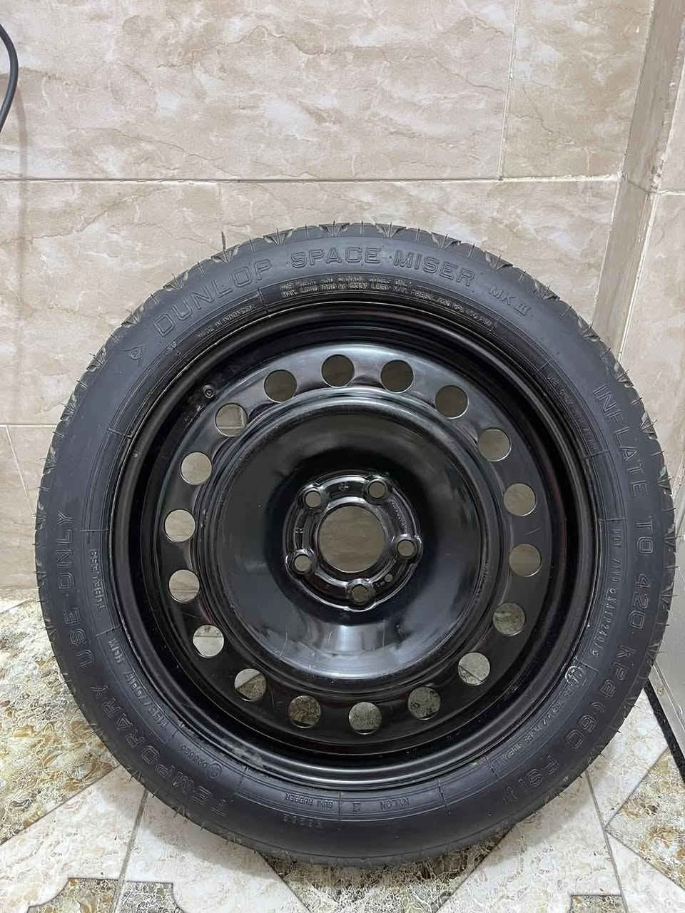 السلام عليكم
سبير طوارى ، c200 و دارت

السعر ٧٥ الف
***********
