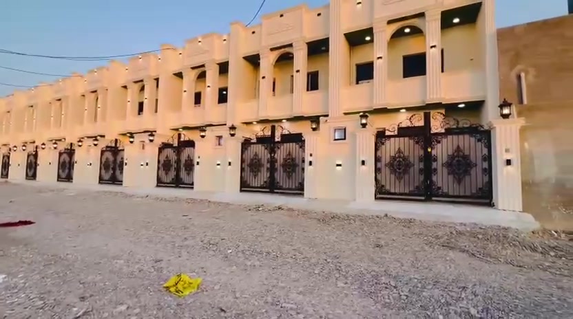 السلام عليكم دور عدد 10 للبيع مساحه كل دار 100 متر واجهه 5 نزال 20 متر زيرو شارع 12
قريبه من الفلكه وشارع 30 

سعر البيت جدا مناسب 65 مليون 

الاستفسار اتصل بل رقم ‭0772 305 3973‬#للجميع

