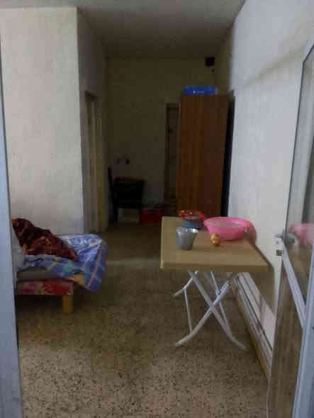 بيت تجاوز منطقة البياع قرب لجان الطبية شارع 13
مساحة 100متر البيت بي غرفتين وصاله ومطبخ وخدمات 

السعر 18 وبي مجال  ***********
