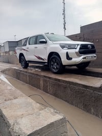 هايلوكس • فورويل • ٦ سلندر