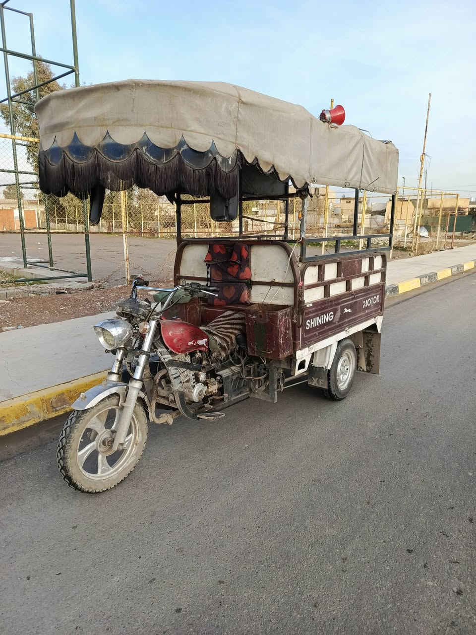 ستوته للبيع شاصي شرط محرك شرط منفيس بيها سلف شغال السعر 700. وبيها مجال ***********
