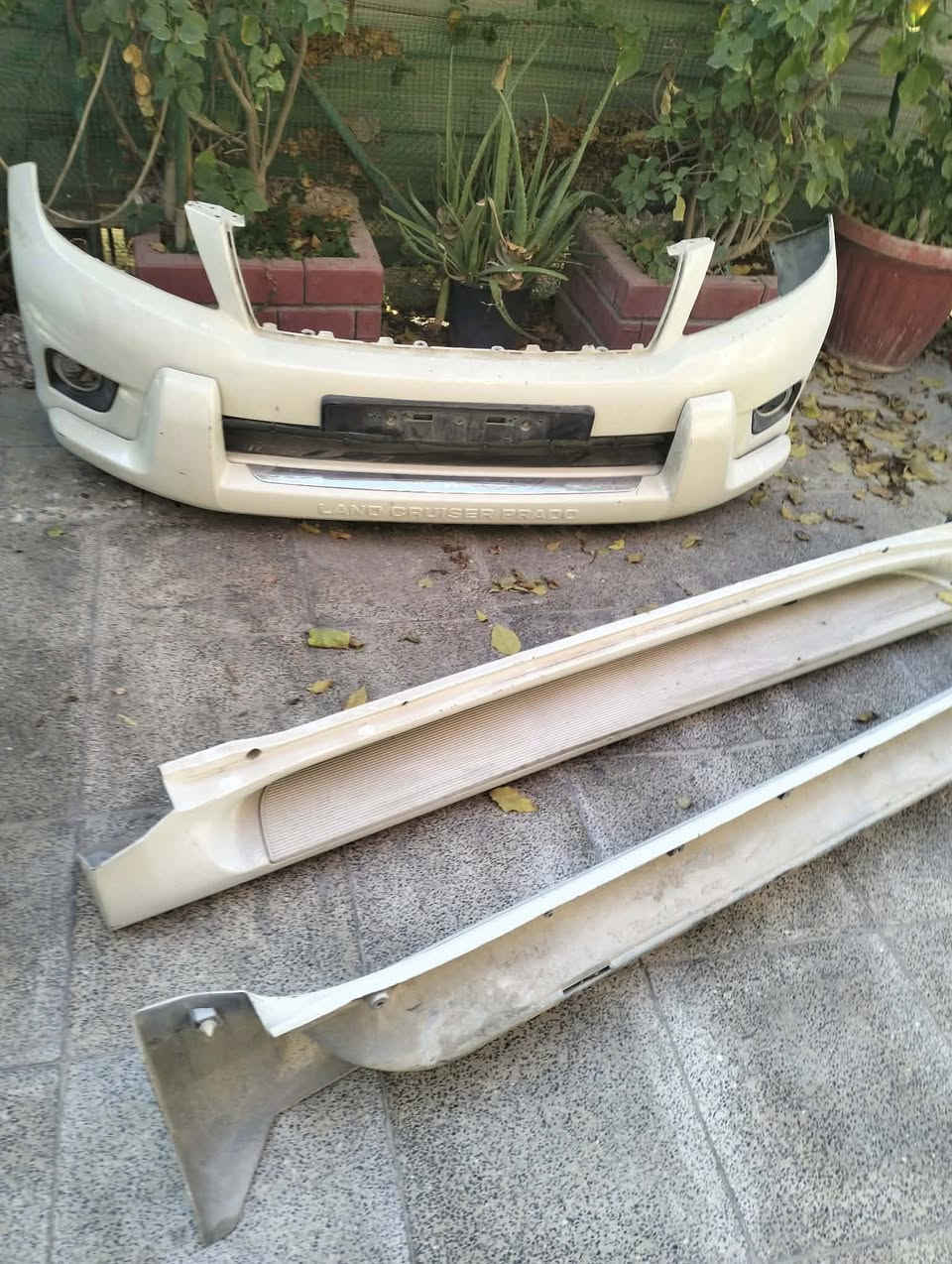 للبيع غراض برادو من موديل ١٠ إلى ١٣ بلاديات الاتصال *********** العنوان بغداد جسر ديالى الجديد
