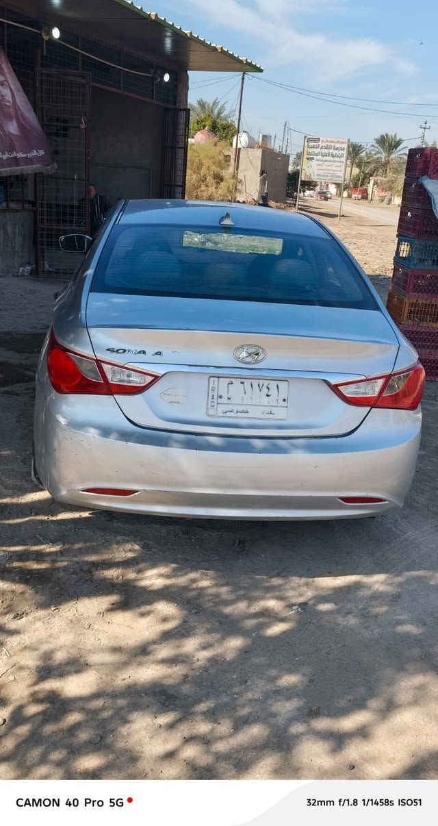 السلام عليكم سوناتا موديل 13امريكي بيه 3قطع بدون دواخل محرك وكير مكفولات. محرك 2400رقم بغداد. مكاني بابل السعر 95وبيها مجال رقمي ***********
