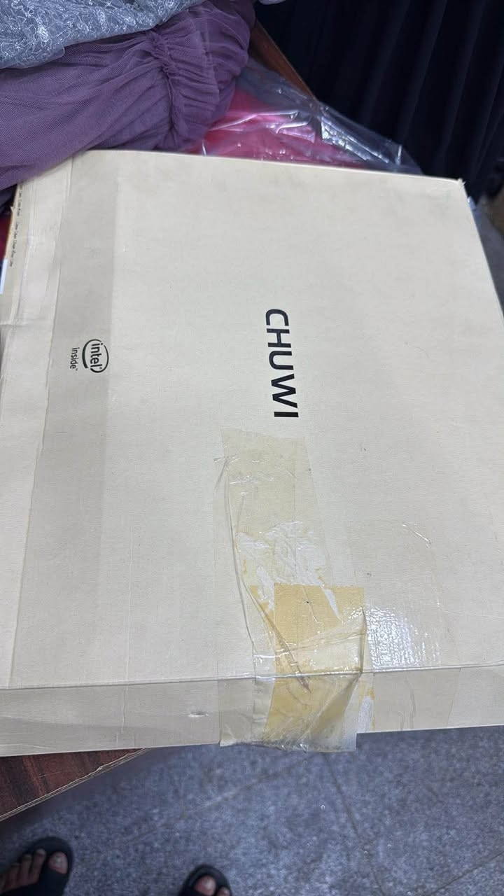 هذا الجهاز هو كمبيوتر محمول من طراز Chuwi HeroBook Pro باللون الرمادي.يتميز الجهاز بمعالج Intel Celeron وشاشة بحجم 14.1 بوصة.يأتي عادةً بذاكرة وصول عشوائي (RAM) بسعة 8 جيجابايت وقرص صلب SSD بسعة 256 جيجابايت
السعر 300
للحجز ارسل . ***********
