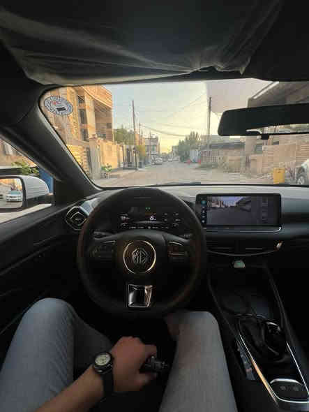 سلام عليكم Mgجيتي                                                                 موديل2025
ماشيه5000
لون ابيضّ
الموصفات فول
كامرات 360
بيها شخط صغير مرفوق بل الصور
السعر118وبيها مجال حك جيتك
الرقم***********
