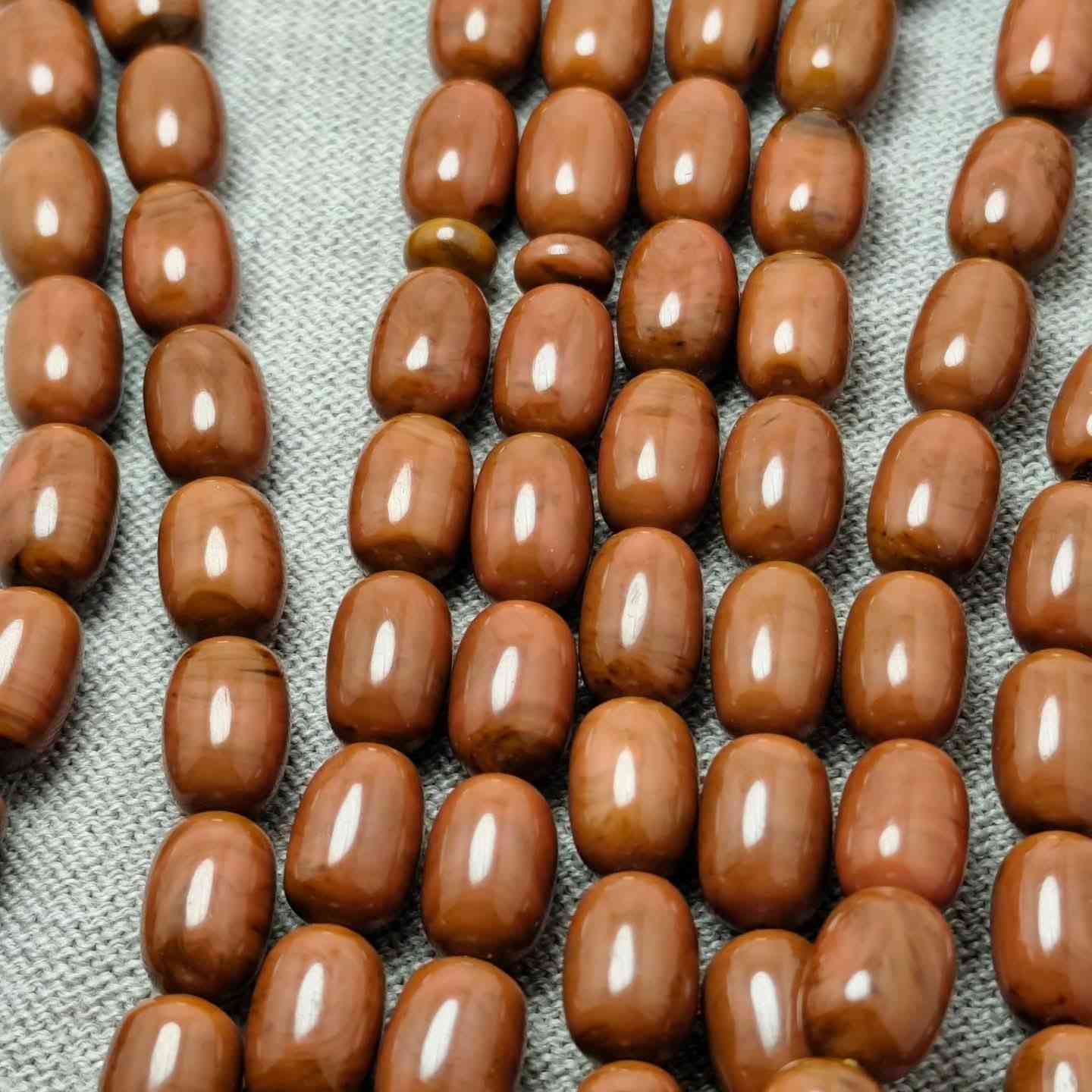 بسم اللة ماشاء اللة
سبحةسندلوس چراخە یدویە الموصل  لون راقي و نوادر
خرزە 101
قیاس 8×12ملم
سعر علی خاص
یوجد توصیل/گه یاندن هەیە


**إذا كنت صاحب هذا الإعلان وتريد حذفه لأي سبب، رجاءا أرسل رسالة إلى الدعم الفني**