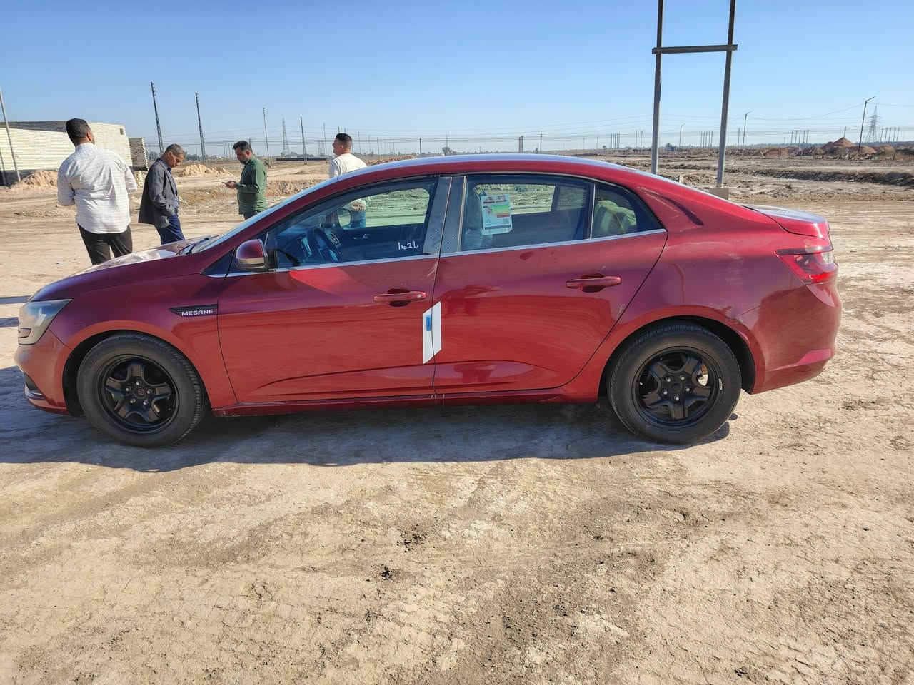 رينو ميكان ٢٠١٩ جديده كارتون حدادية كير مكينة مكفولات مراوس أو بيع السعر ٩٥وبيها مجال *********** مكاني نجف هزة جديده
