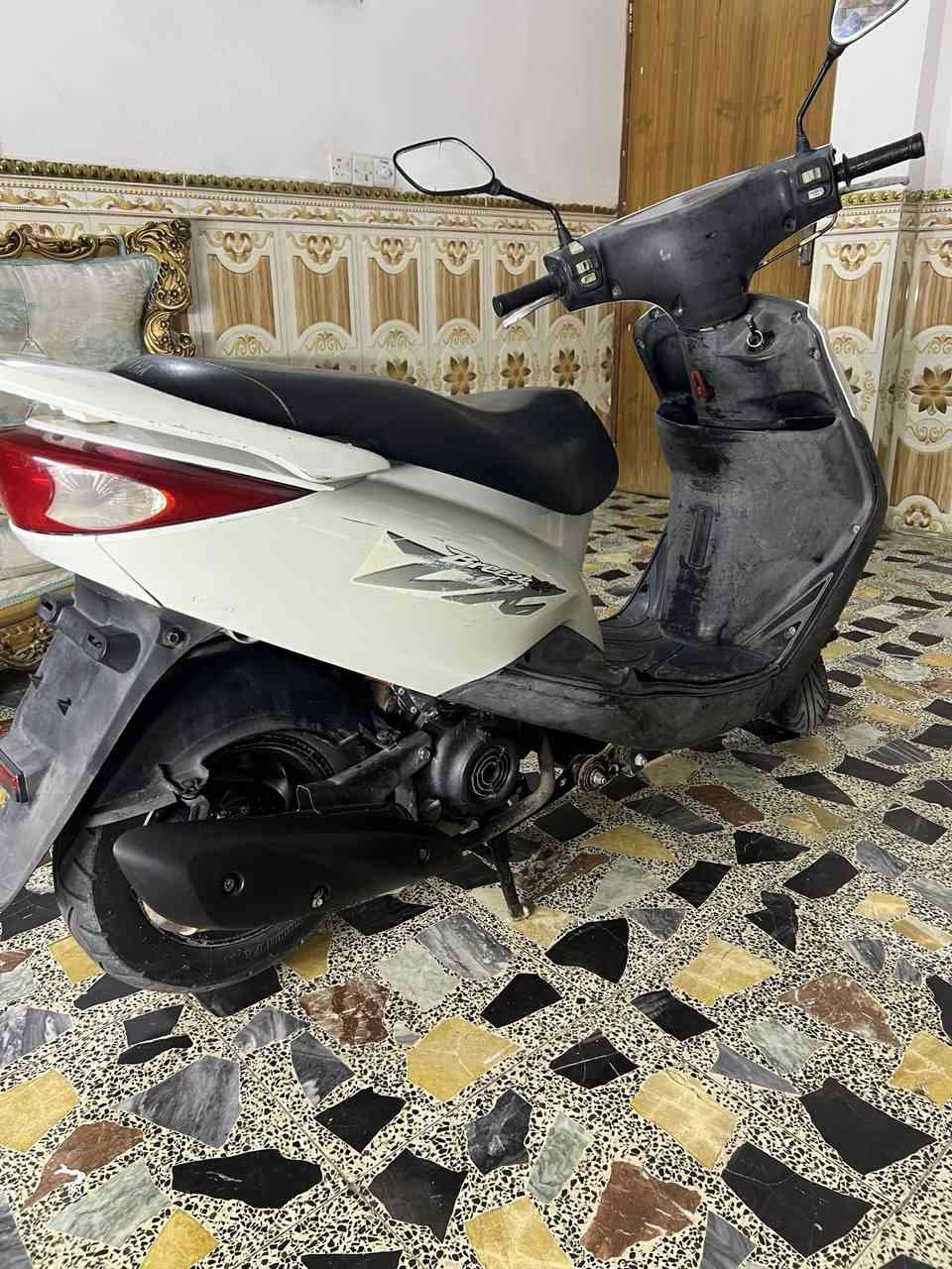 السلام عليكم بريز كفاله عامه مابيها اي نقص مامفتوحه ابد وكله بلادي منل طول للطول كفاله عامه كفر ومكينه السعر 650 المكان الشعب رقم الهاتف ***********
