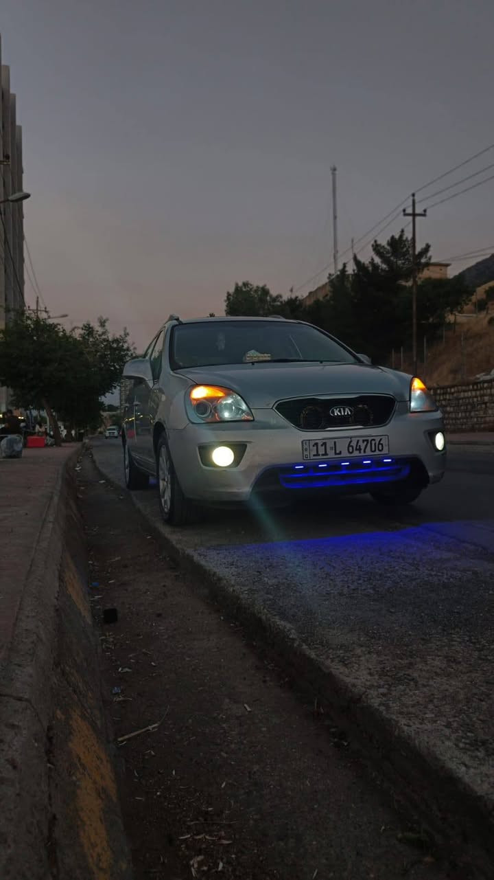مرحبا كيه كارنز موديل ١٢ كفاله عامه فقط بيه بارد اوضحه بسمي تحويل ثاني يوم عنواني بابل مركز مدينه *********** السعر ١٢٠ بيه مجال
