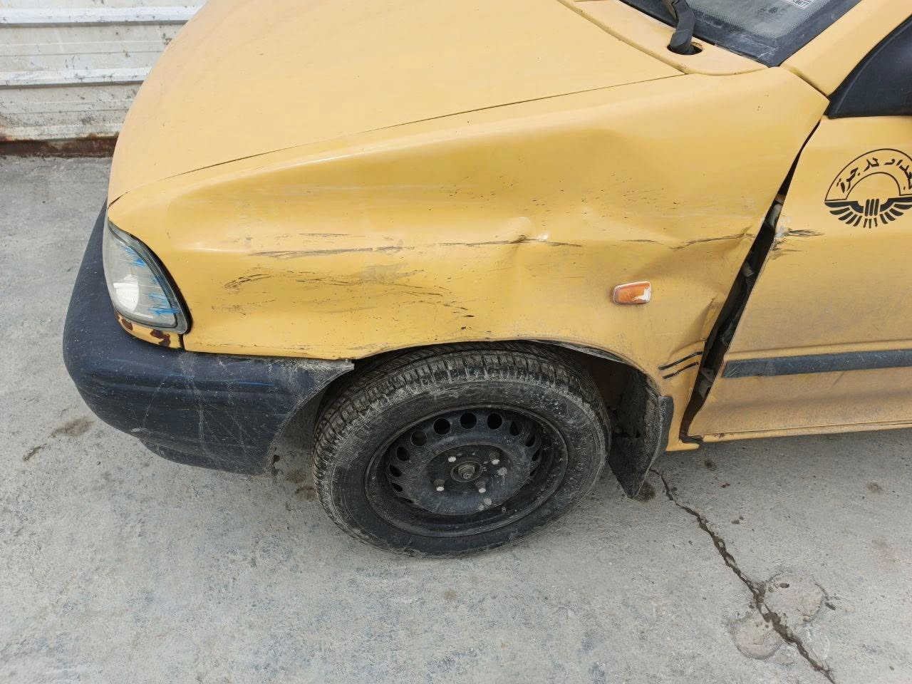 سلام عليكم سايبه للبيع 
موديل 2013
رقم بغداد راعيه موجود 
سياره كير مكينه فول 
بيه ضربه بل جاملغ وبدلته 
السياره يرادله صدر كامل 
دواخله حلوات 
 التفاصيل تصل واتساب ***********
العنوان بغداد
