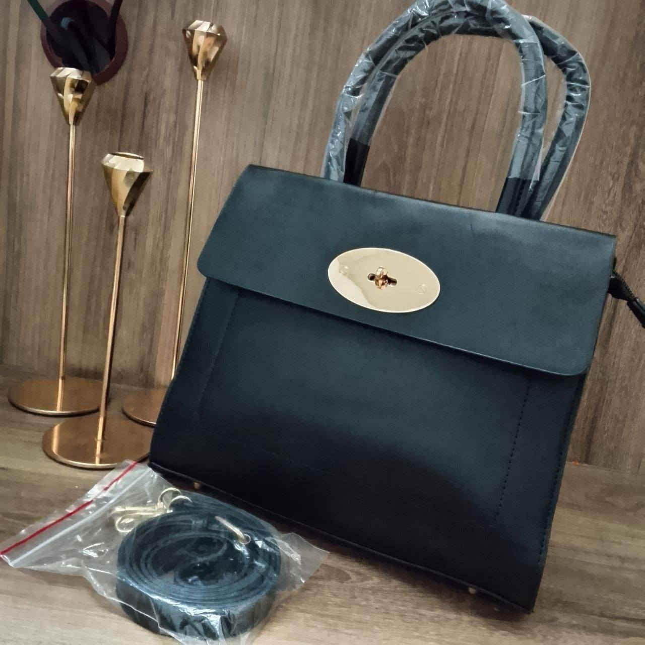 اخر قطعتين،حجم كبير  كوالتي عالي، كلش راقية باللبس 
سعر القطعة 15ثنينهن ب25
ملاحظة توصلج الجنطة اذا جانت غير مطابقة للمواصفات الي ذكرتهة رجعيهة 
#للحجز خاص


**إذا كنت صاحب هذا الإعلان وتريد حذفه لأي سبب، رجاءا أرسل رسالة إلى الدعم الفني**