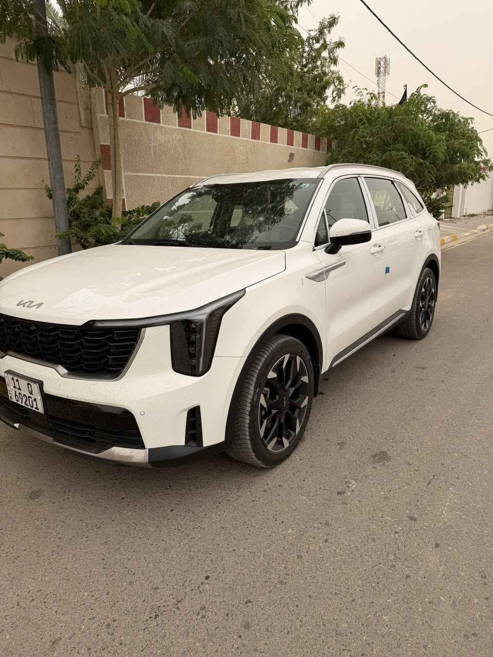سورنتو موديل ٢٤ رقم بغداد باسمي ماشية ١٦ الف ويل ٢٠ داتا شو تشغيل عن بعد وباقي المواصفات معروفه مكانهه الكوت *********** 
السعر ٢٩٣
