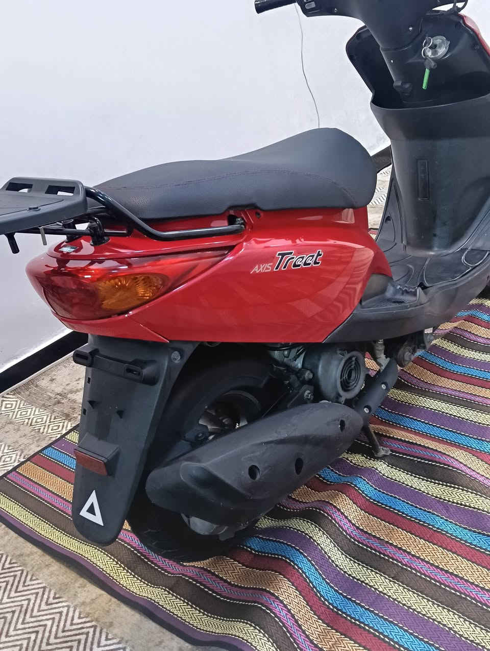 سلام عليكم اكزز ياباني نوزل وكاله دراجه كارتونه مكينه بلجيس كفرات اصليه ماشيه 12الف دبل سويج أوراق كامله لون مميز الشراي يتصل العنوان بغداد الشعب ***********
