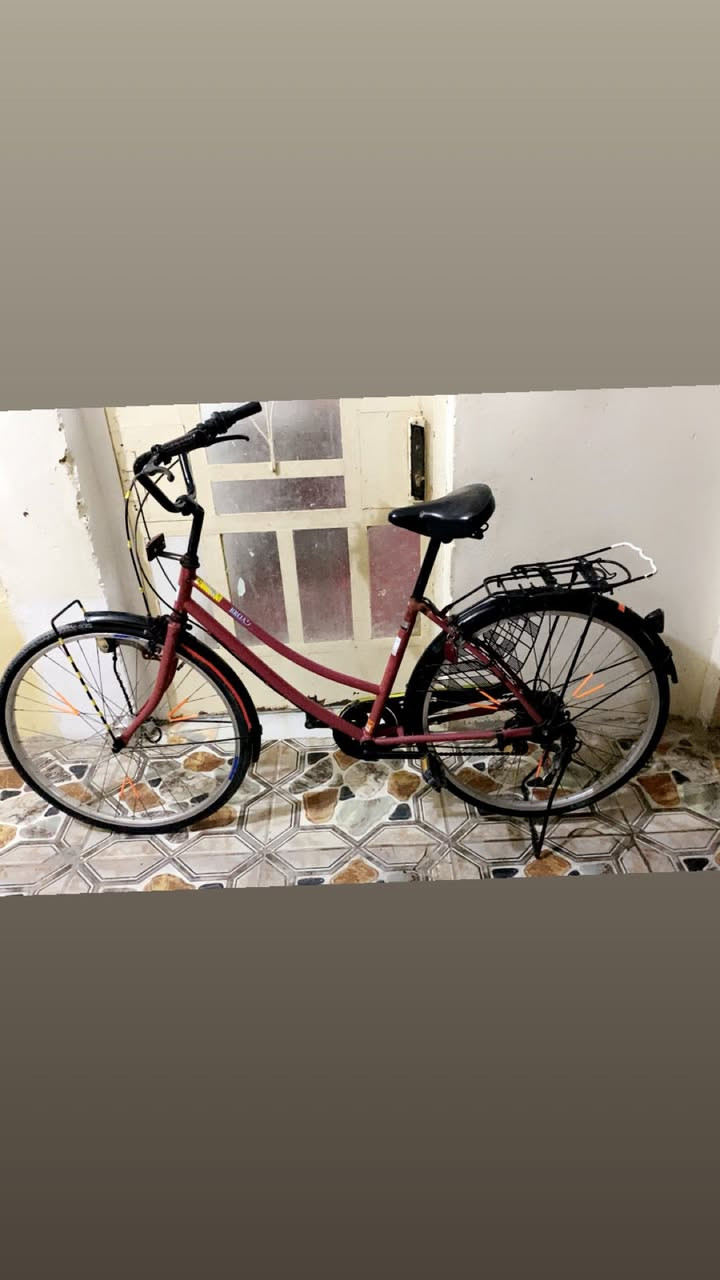 سلام عليكم بايسكل للبيع حجم 26نضيف سعره 75عنوان بعقوبه تحرير ***********
