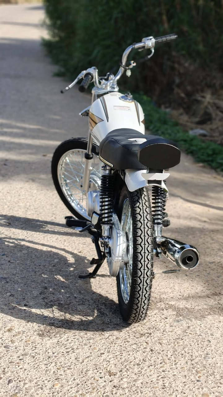 سلام عليكم شباب دراجه للبيع صارله اقل شهر معمره السعر خاص


**إذا كنت صاحب هذا الإعلان وتريد حذفه لأي سبب، رجاءا أرسل رسالة إلى الدعم الفني**