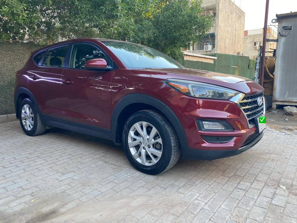 السلام عليكم
توسان 2019 وارد امريكي
حادثها جاملغ امامي وبنيد والصندوك بدون دواخل وشواصي
الايرباك طاك
بيها صبغ بنيد مبدل نفس اللون وايضاً الصندوك
مكينة 2000 gdi 
مواصفاتها معروفة :
سايد بريك بصمة
تحديد مسار
شاشة كبيرة
تحكم ستيرن
والبقية معروفة ..
ماشية 90 الف حقيقي وقابلة للزيادة
منضومة تبريد بعدها بالباكيت
وتخم تاير وباتري كلة جديد

حادثهة مرفق بالصور

بيع فقط

مكان السيارة : بغداد / زيونة

السعر : 162 وبيه مجال للشراي

***********
