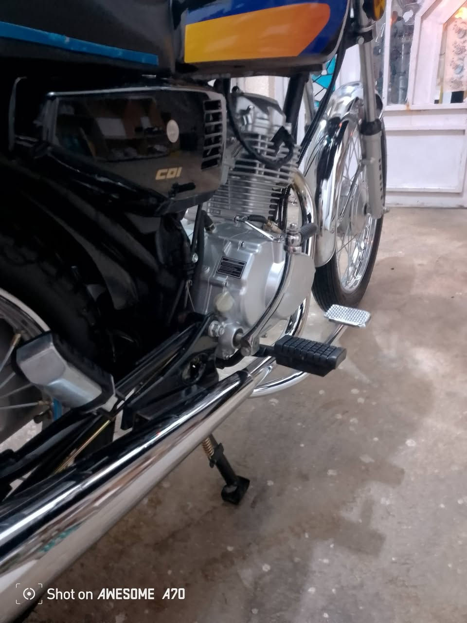 سلام عليكم ورحمة الله وبركاتة دراجه تعمير مديل 25شاصي 17رقم وسنويه
مكاني كوت الستفسار عل رقام ***********
