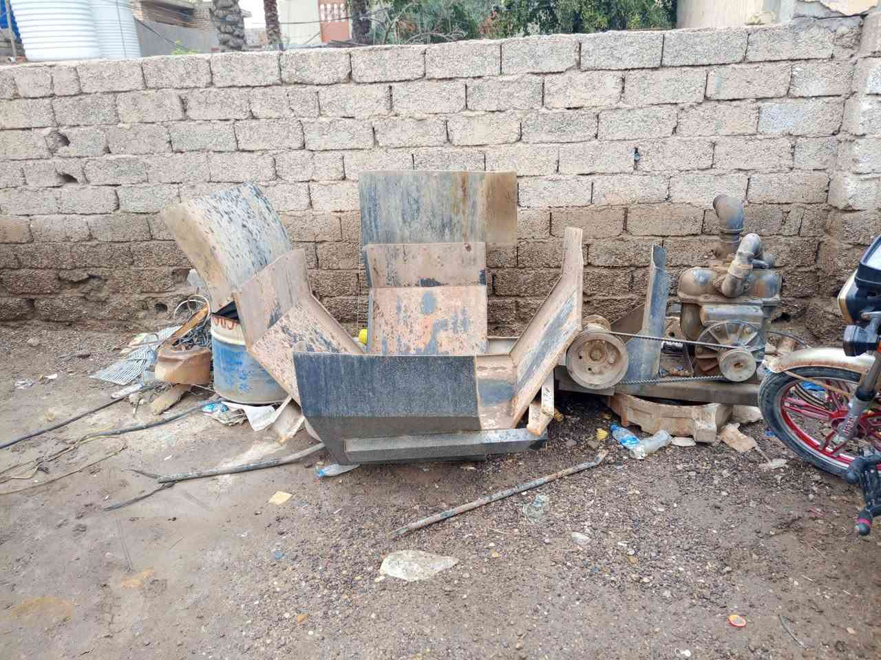 السلام عليكم ورحمه الله تانكي للبيع الحموله 16,000 مكان ديالى بعقوبه كان مشدود على سكانيا ***********/
