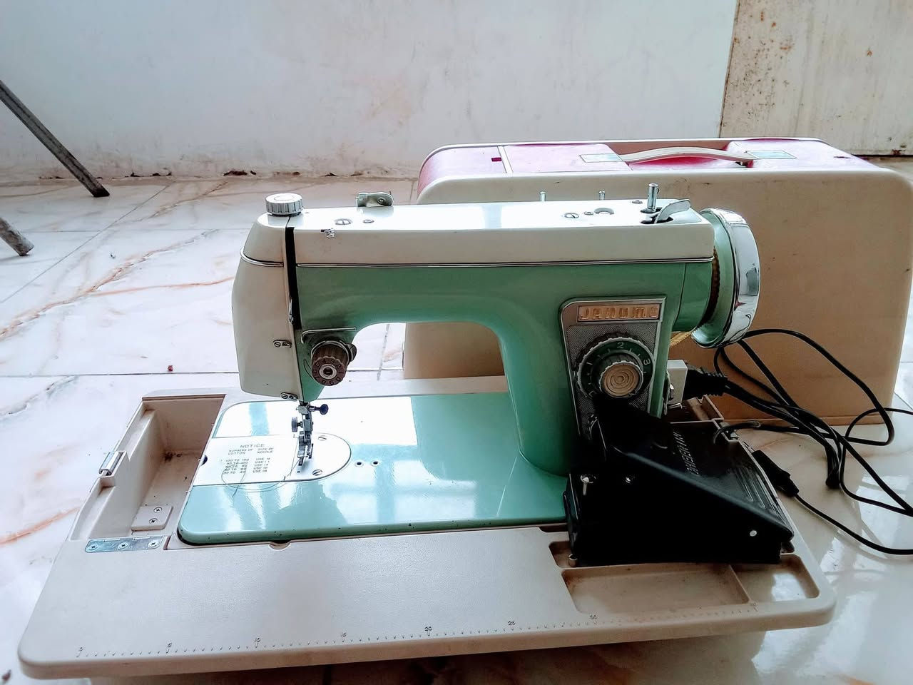 السلام عليكم ماكينة جانومي ياباني نظيفه هي و ميزها سعرها ١١٥ الف العنوان منطقة الشعب


**إذا كنت صاحب هذا الإعلان وتريد حذفه لأي سبب، رجاءا أرسل رسالة إلى الدعم الفني**