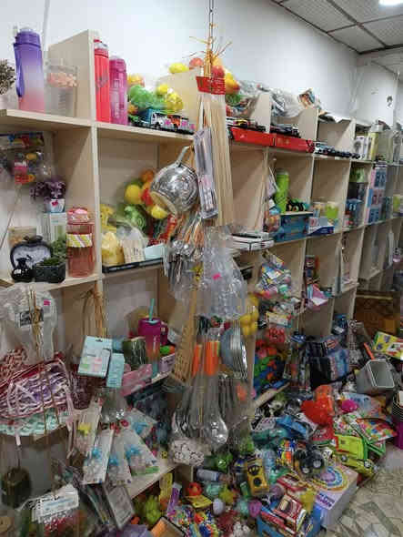 ١٦ ڕەفە بۆ فرۆشتن.. داری باش و تازە 🔥🔥
بەشێکی نزیکەی ١٠ مانگە دروست کراوە و بەشێکی کەمتر
٧ دانە ٢ مەتر بە ٢مەتر
٤ دانە ١ و نیو بە ٢ مەتر
٤ دانە ٨٠ سم تەقریبا بە ٢ مەتر
١ دانە ١ مەتر و نیو بە ١ مەتر و نیو
هەمووی قفڵی بە ٧ گەڵا 
خۆی نزیکەی ١٠ گەڵای تێ چووە
نامە بنێرە ئەگەر کڕیاری
***********
***********
