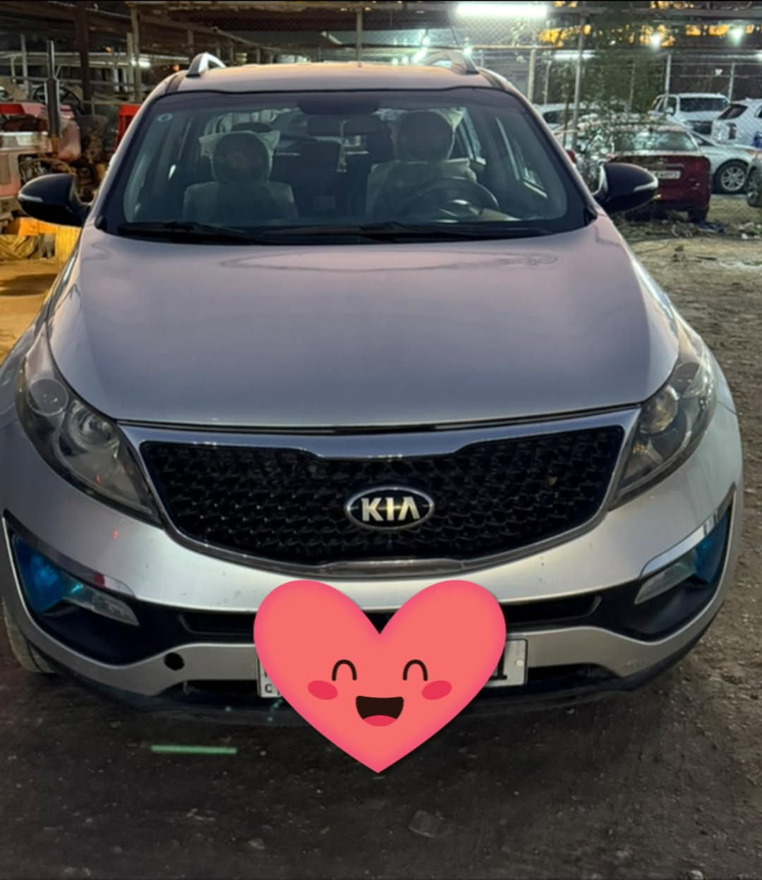 #السلام عليكم 
كيا سبورتج 2015 وارد امريكي رقم بابل ضررها فقط البنيد وبيها بالعراق حادث بالچاملغ الايمن الخلفي محرك 2000 السياره محرك وكير وحداديه خير من الله ماشيه 130 تخم تاير وبطاريه جديده 
السعر 145 
المسيب 
***********
@إشارة
