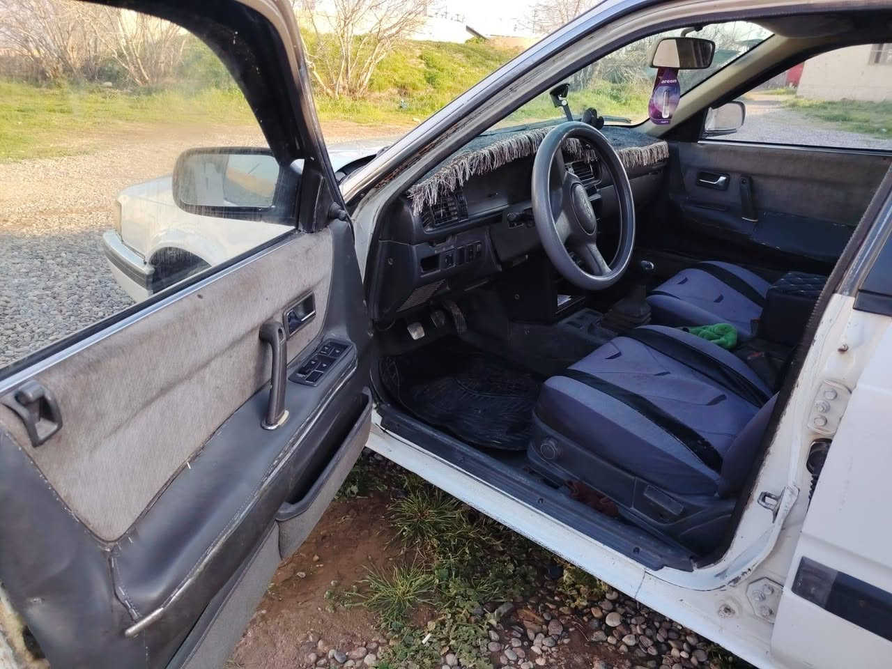 السلام عليكم
مازدا ٦٢٦ موديل ١٩٩٠ محرك ٨ بخ محرك كير شرط 

رقم نينوى الجديد هزه جديده شرط التحويل 

للإستفسار *********** السعر٣٤وبيه مجال مكان جنوب الموصل
