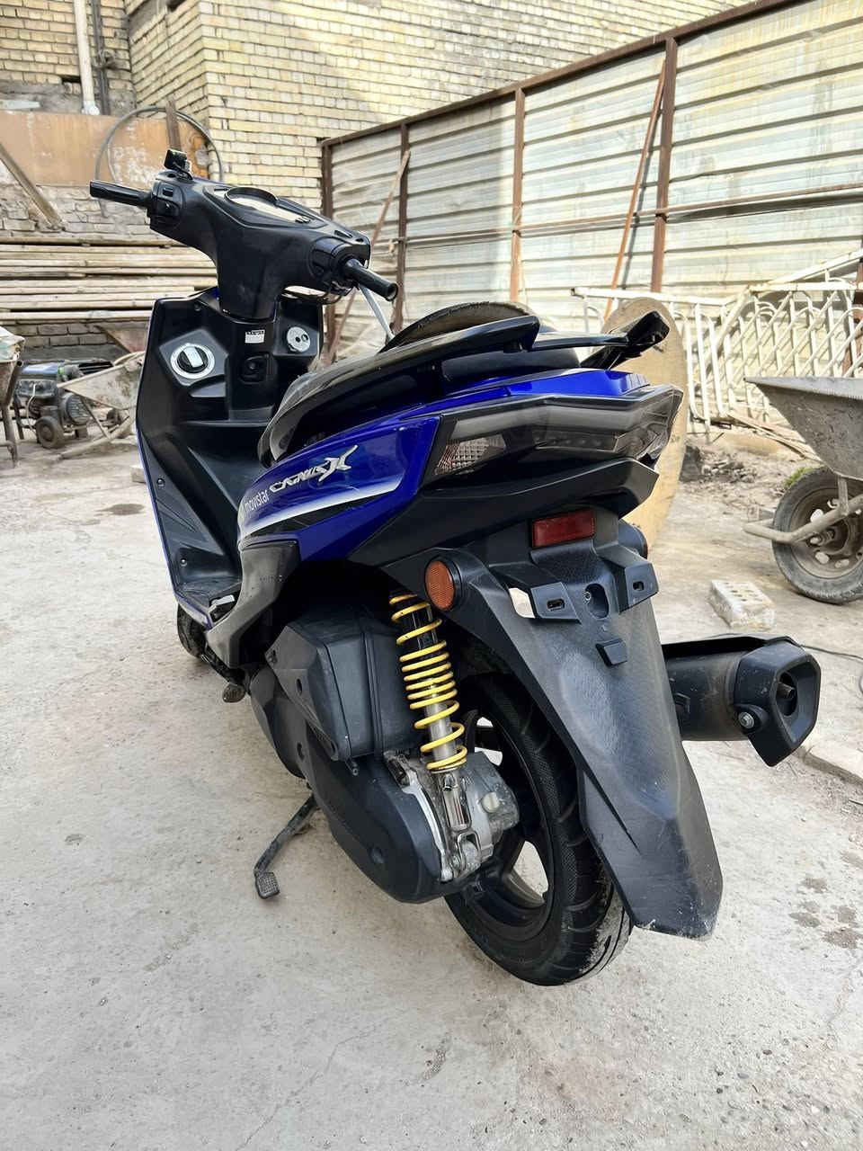 سلام عليكم 
للبيع سكنس شمعه ياباني ٢٠١٨ 
دراجه جديده كلش جاهزه بدون أي نقص 
ماشيه ١٢ 
سلف نكره 
يدات تدفئه 
للاستفسار/***********
مكاني / بغداد الغزاليه
