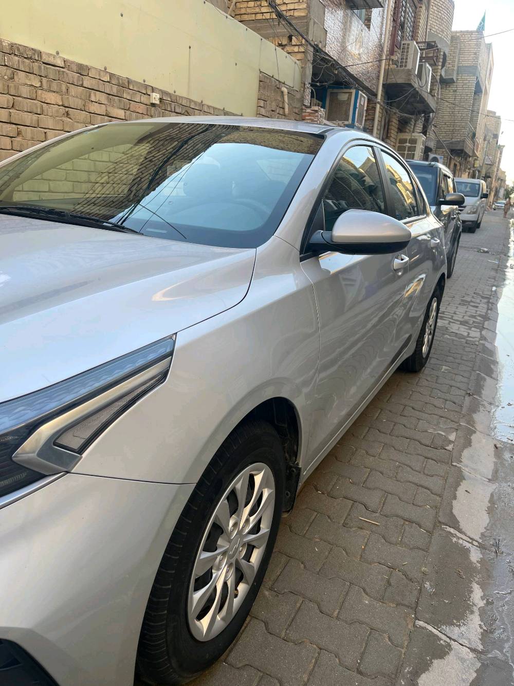 كيا سيراتو 2023
سيراتو 2023
 محرك 1600 
مكفولة سيارة كير محرك صدر تبريد
مابيها قطرة صبغ ومكفول فتح وتبديل
سونار مرفق بلمنشور
ماشيه 124 
مواصفات شاشة اصليه كار بلي
منضومة زنون اصليه شادها
حساس خلفي
كامرة خلفيه
سيارة مداريها دهن اصلي مابيها نقص برغي
مكاني بغداد الشعلة
***********
سيارة باسمي ابيع عقد مروري تحويل
 رايدها 150 وبيها مجال بسيط
