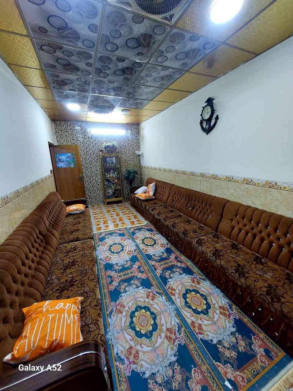 سلام عليكم دار للبيع المساحه 84 متر واجها 6 من عده تشجير الطرمه 60 متره  وحديقه خارجيه 150 متر الزعفرانيه شارع المعهد شارع المكتبه خلف المدارس طابقين غرفتين  فوك السعر 100 وبي مجال ***********
