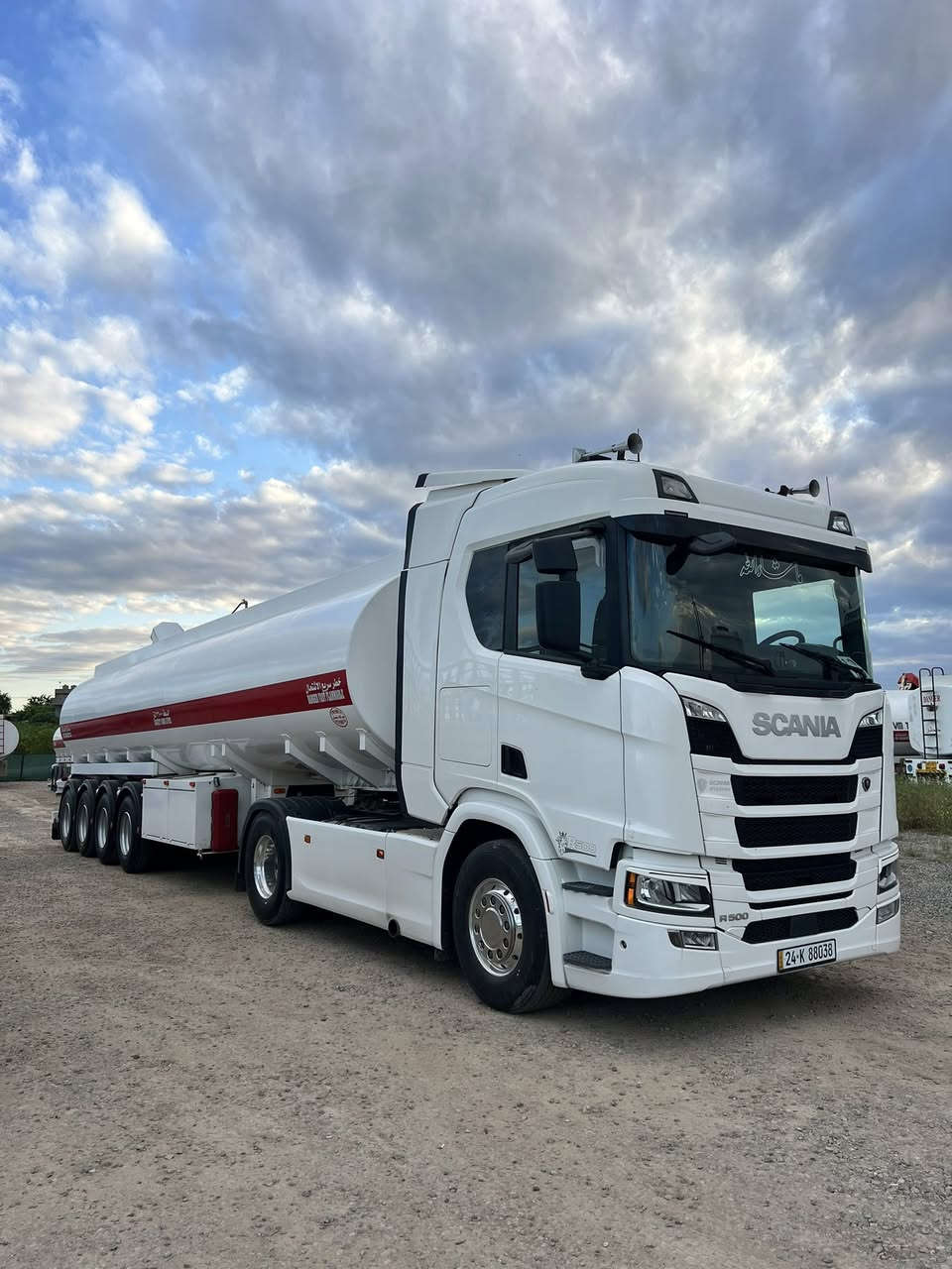 موديل 2018
حجم 500 R
فول مواصفات تبريد رتايدر ثلاجه كاميره حساس طخم تايرات جديد مرقمه جديد 
تانكي غسان حداد 2026
سعر 625 $ بيه مجال 
معرض حجي رمضان اربيل كلك 
***********
***********
