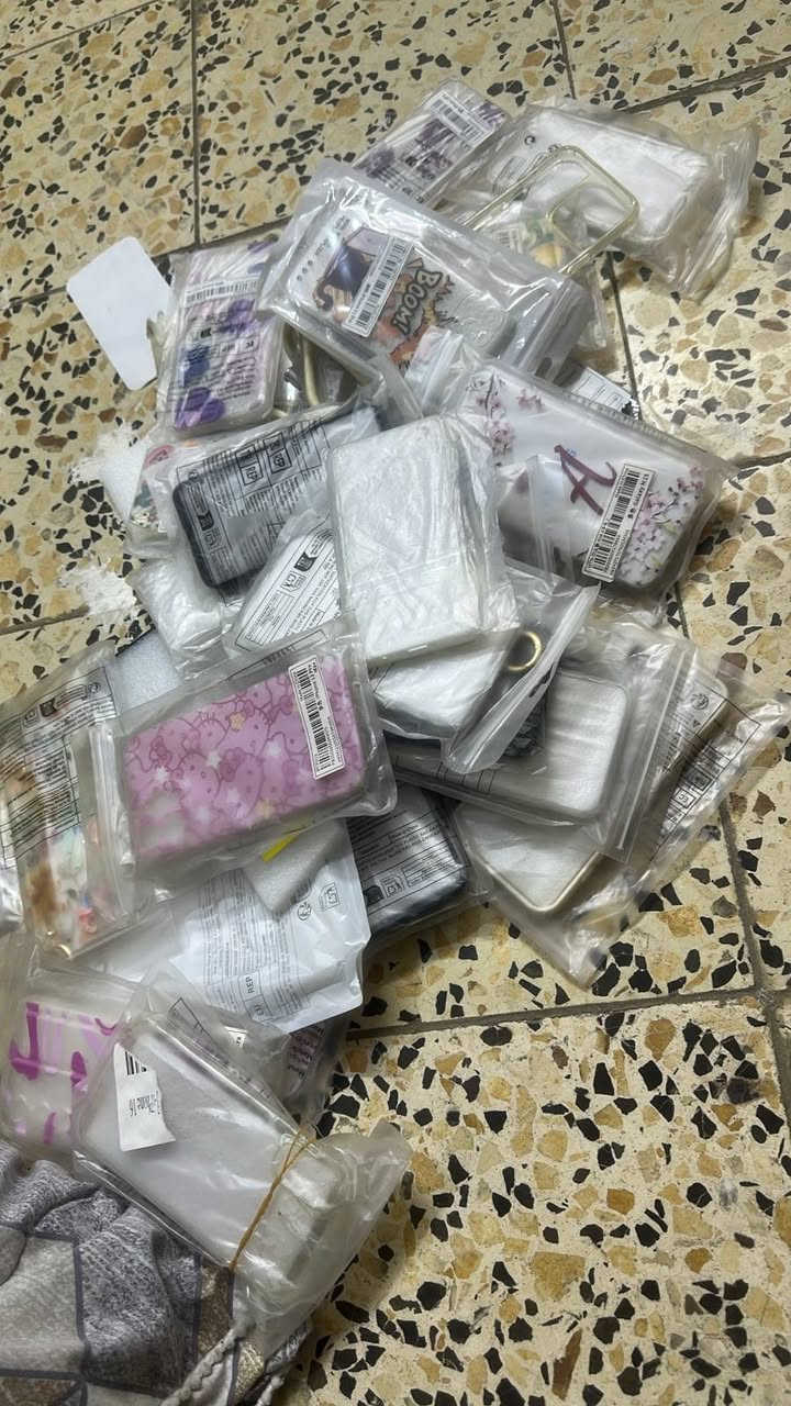 كفرات عدد 94محسوبات 90 قطعه مشكل ايفون وكلكسي وانواع وموديلات بيهن


**إذا كنت صاحب هذا الإعلان وتريد حذفه لأي سبب، رجاءا أرسل رسالة إلى الدعم الفني**