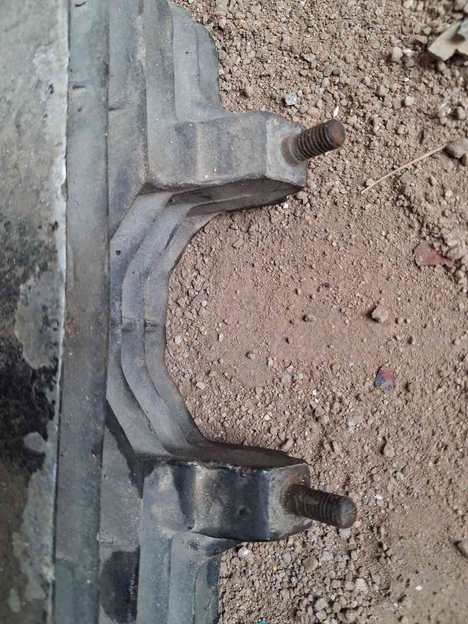 سلام عليكم للبيع  كور قنبورة ٢٥١. السعر  ١٥ مكاني فلوجة هاتف *********** يوجد توصيل جميع محافظات من رخصت مدير الكروب المحترم
