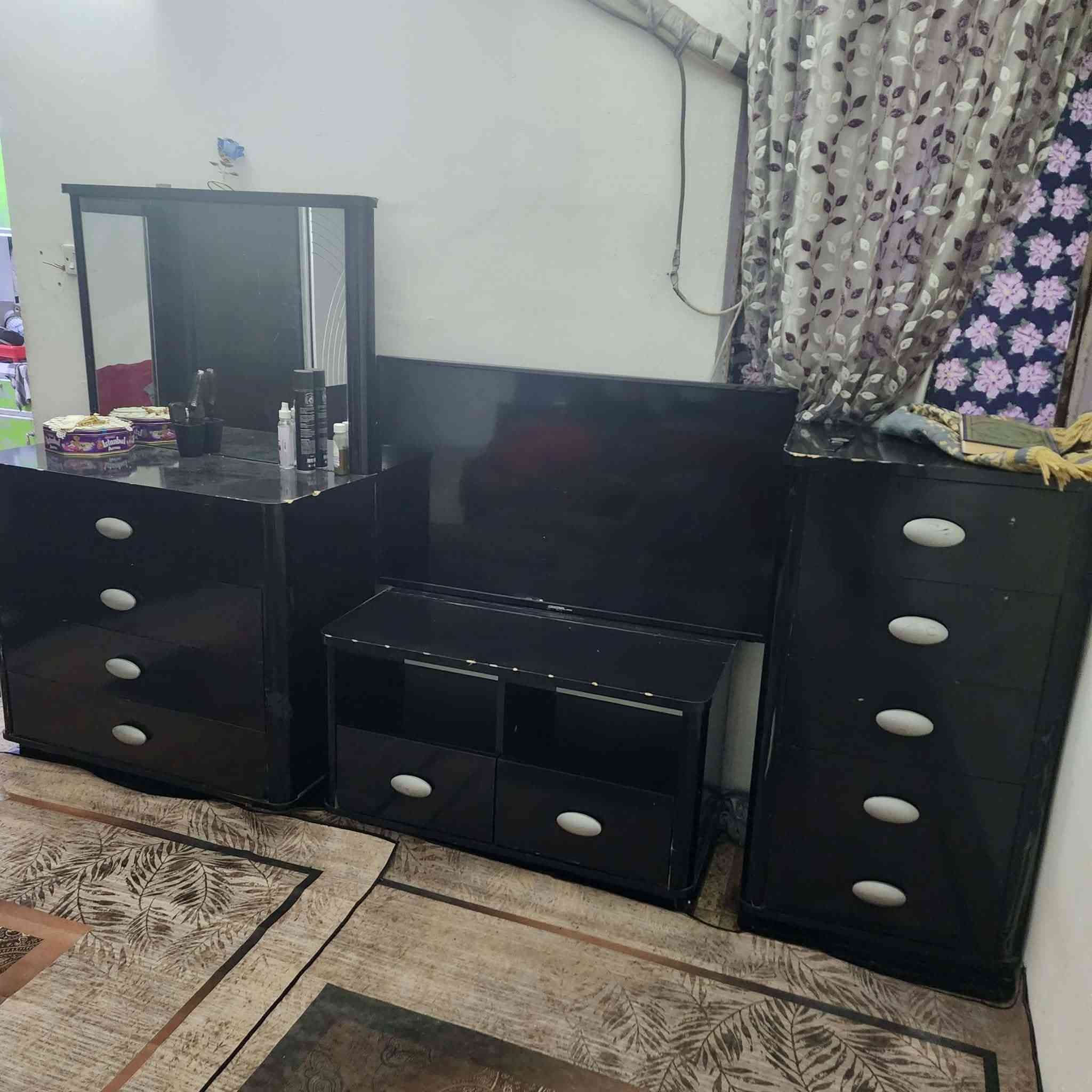 غرفه لون سودا 8 قطع نضيف جدا وتكمه اي ضرر مابيه سعرا 250 قفل وغرفه حمرا 5 قطع 280 بيهم مجال بسيط الشراي يراسلني خاص


**إذا كنت صاحب هذا الإعلان وتريد حذفه لأي سبب، رجاءا أرسل رسالة إلى الدعم الفني**