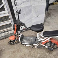 دراجه شحن للببيع السعر 250 وبيه مجال 07724185975/07813097244