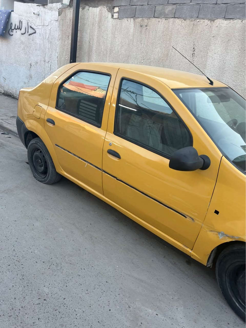 رينو لوكان ٢٠١٠ معمر جديد كير محرك خير من الله 
بسمي سنوية لل٢٠٢٧
سيارة نضيفة  اصفرلك هيئة سعر٣٥
اي ستفسار  موجود خاص وهذا الوتساب *********** بغداد, العراق
